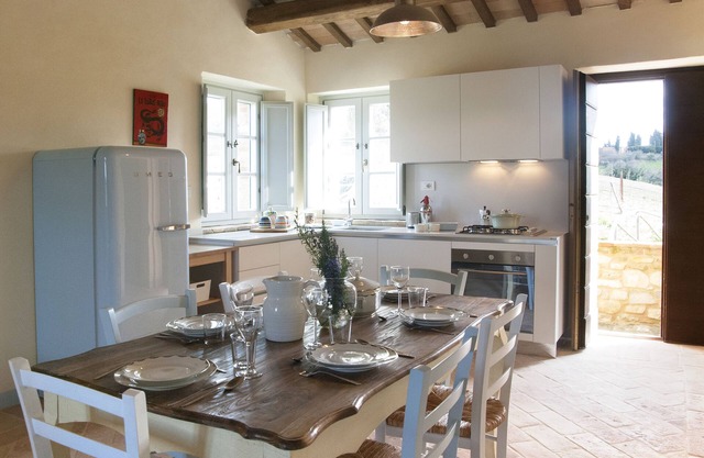 Casale Biancopecora. Casa Cerqua with swimming pool in the countryside of central Italy