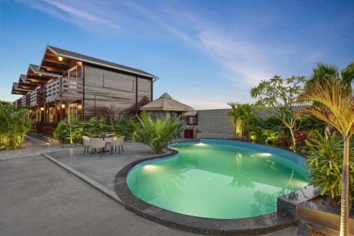 Casawood Resort - A Luxury Private Pool Villa On Mount Abu Road