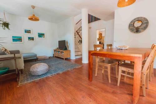 Cascais Surf & Nature Home with Terrace & Yoga Gym near Guincho Beach 2 to 6 Guests
