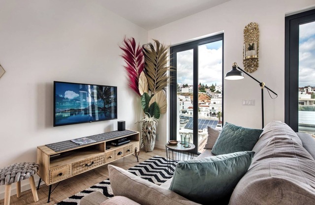 Casinha da Sorte Stylish & Unique House in the Heart of Ferragudo