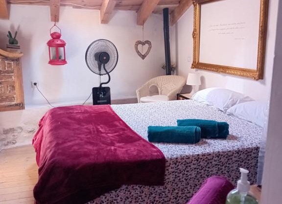 Casita con encanto tranquilidad VILLAVIEJA DEL LOZOYA Wi-Fi EN SIERRA DE MADRID Y A 50 MINUTOS DE CAPITAL