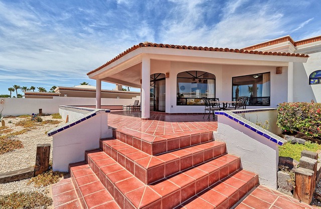 Casita de Paz: Cozy casita w/private beach access and views in Las Conchas