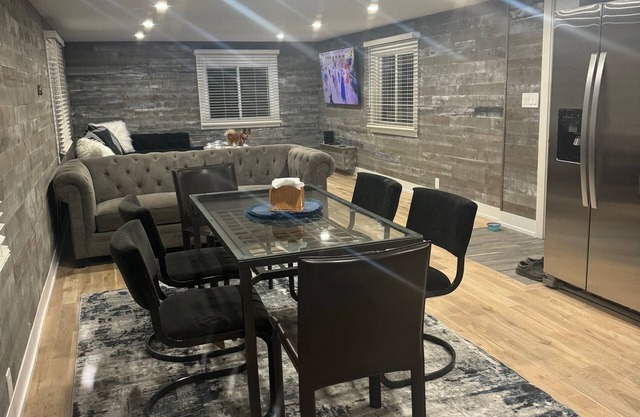 Castle Rock, Dells Area Cozy 2 Bed 6 Per, Getaway! Minutes From Water & ATV Fun!