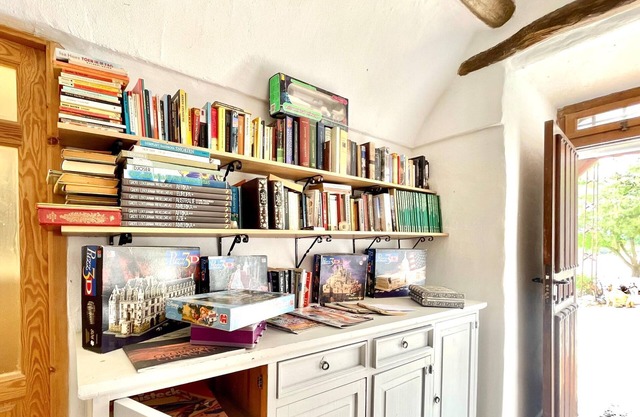 Cave house Ed with swimming pool