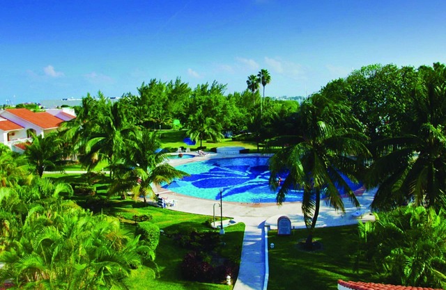 Cave of the Sleeping Sharks!