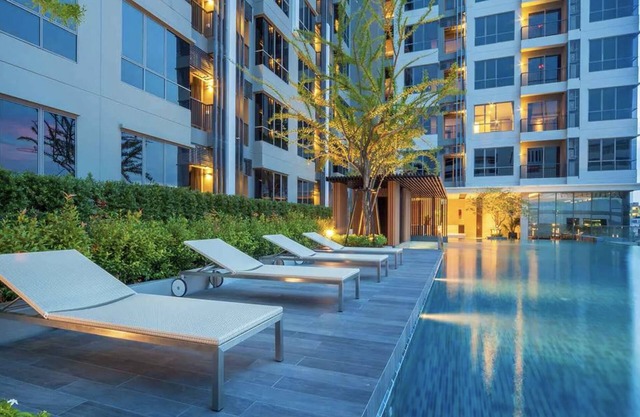 CBD Apartment in Sathorn 11 (2km to Chongnonsi)