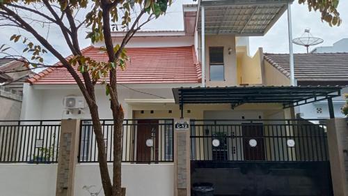 Cemara Guesthouse Mataram Lombok