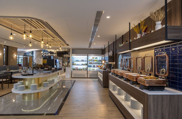 Centara Life Hotel Bangkok Phra Nakhon