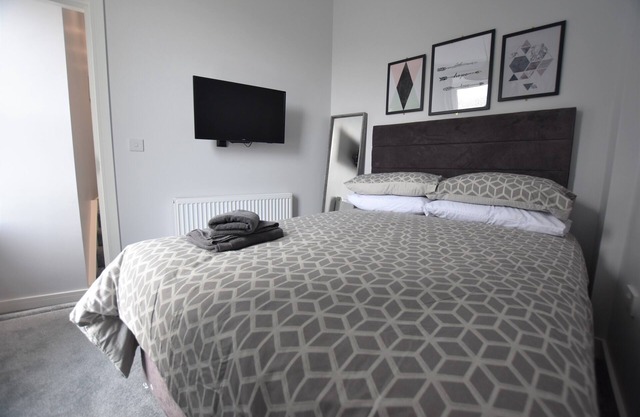 Central, Contractor&Family Friendly, SmartTV