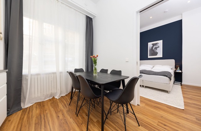 Central Nests - Apartment for 6 guests with 2 full bathrooms