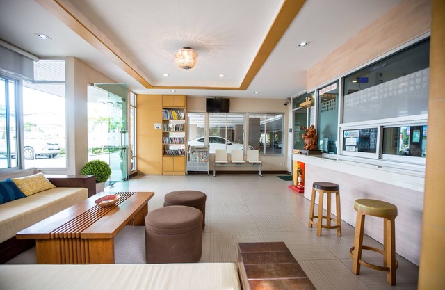 Central place serviced apartment 1