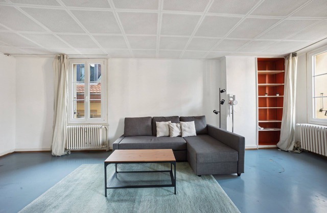 Central Serenity: Your City Center Escape