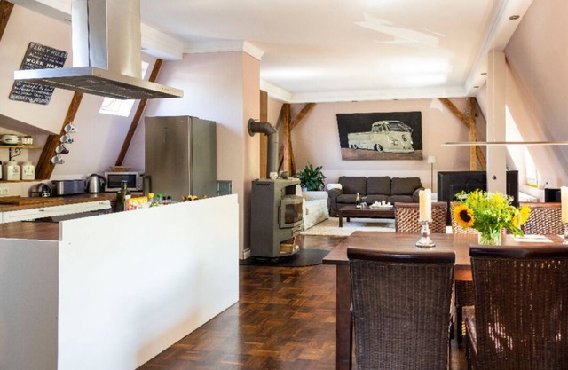 Central TOWNHOUSE Berlin-Weißensee - a retreat for inspiration and relaxation