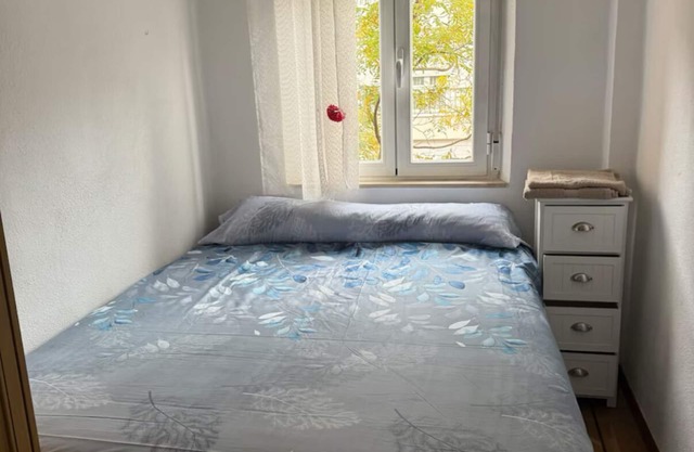 CENTRALLY LOCATED AND BRIGHT ROOM