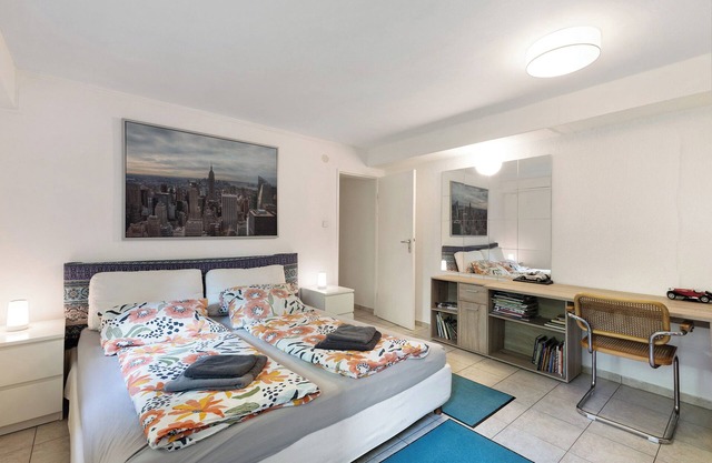 Centrally Located and Quiet Trade Fair Apartment Berlin