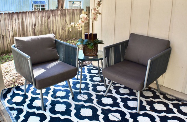 Centrally Located, Quiet & Cozy Stay