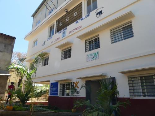 Centre Lucien Botovasoa