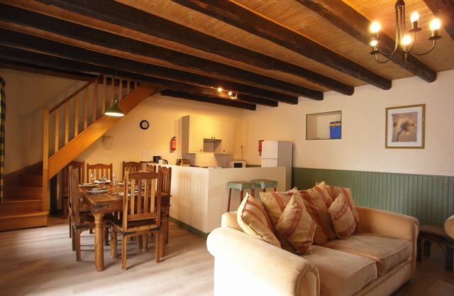 Cerise, family 3 bedroom cottage