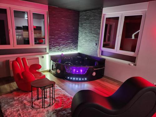 Cerises Love- Love room- Balnéo