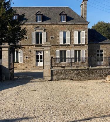 Château de la Robinière 2 a 20 personnes