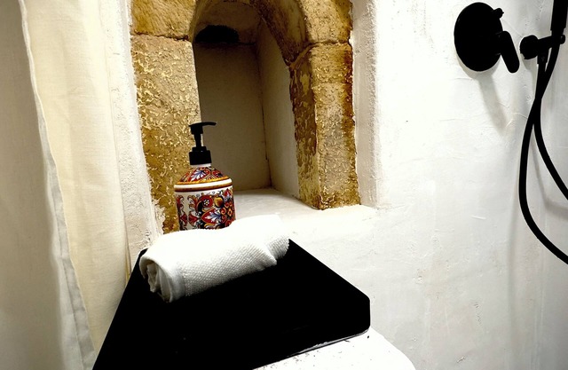 Charming 1-bedroom apartment in unspoiled San Sebastián de Garabandal with WiFi