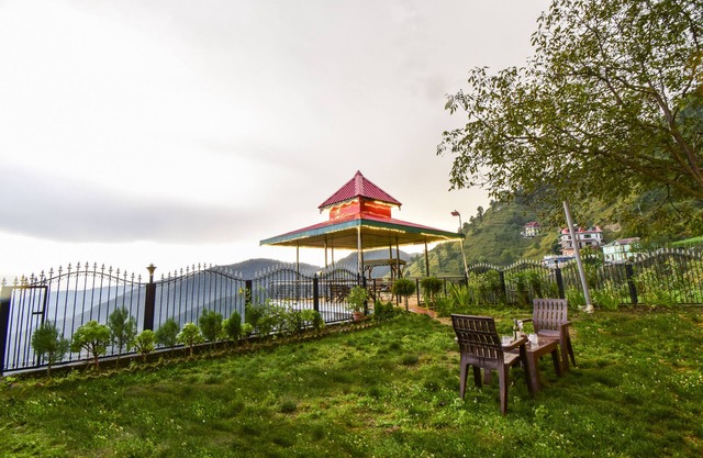 Chail Cabana 3BHK Villa - King sized be,Wi-Fi+Garden+BBQ+Bonfire