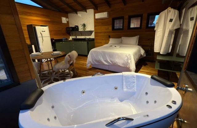 Chalé Cabernet - Vila Chamonix