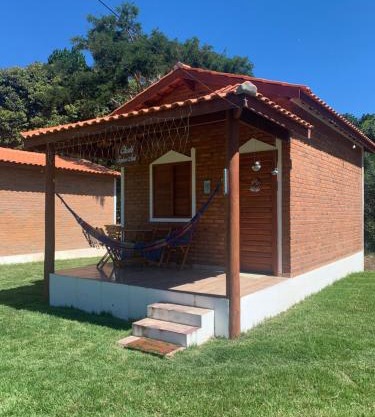 Chalé Topázio no Recanto Diamantina entre Palmeiras e Capão