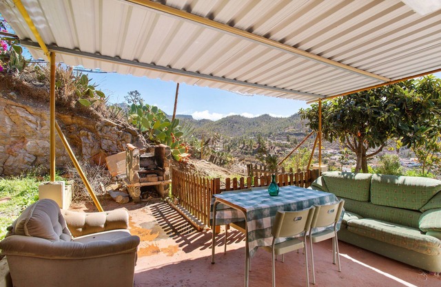 Chalet "Vista Paraíso De Chira" with Mountain View, Private Terrace & Wi-Fi