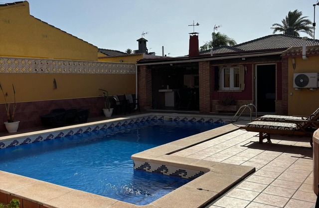 Chalet con Piscina en Los Balcones,torrevieja, (apta Para Mascotas