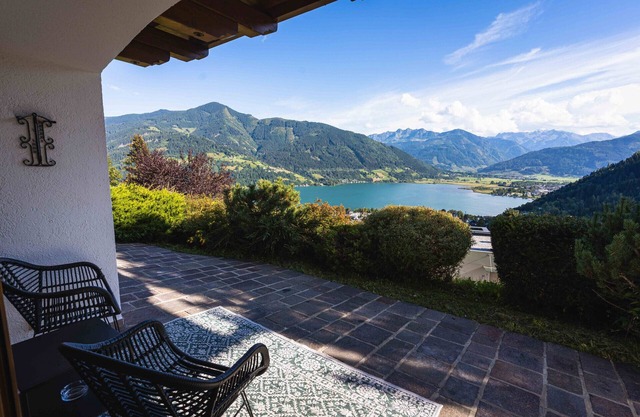 Chalet Crown of the Alps, lake view & garden