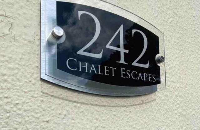 Chalet Escapes