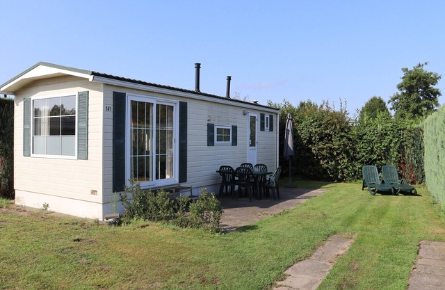 Chalet in Duinhoeve with Van Gogh Style