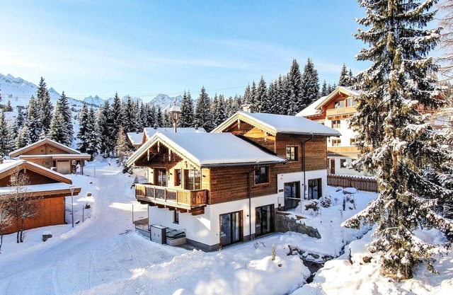 Chalet in Königsleiten near Ski Lift Zillertal