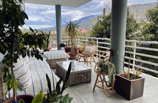 Chalet KASABOBA independent house in a rural area with views of the sea and the mountains.