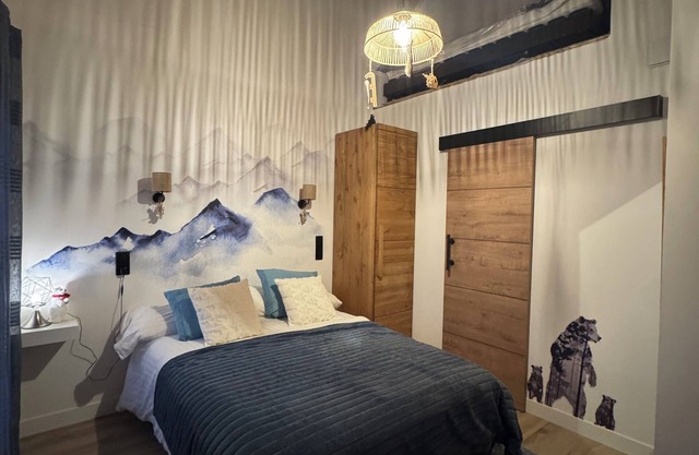 Chalet "le F "new &cosy, in the heart of the village, opposite the family playground,