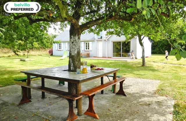 Chalet near Mont St. Michel & Nature Trails