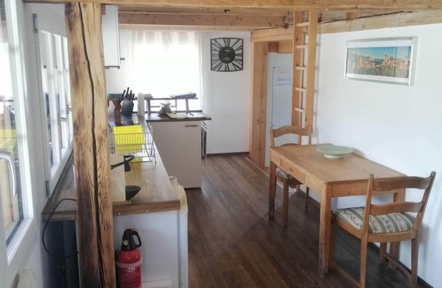 Chalet "Niesenblick" with views of the lake, Jungfrau, Mönch and Eiger