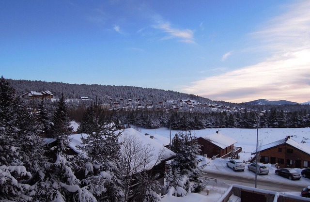 Chalet 'Petit Chalet' semi-detached at Pyrénées 2000 with mountain view, private terrace and Wi-Fi