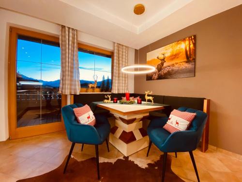 Chalet Platzhirsch Zillertal Panoramablick