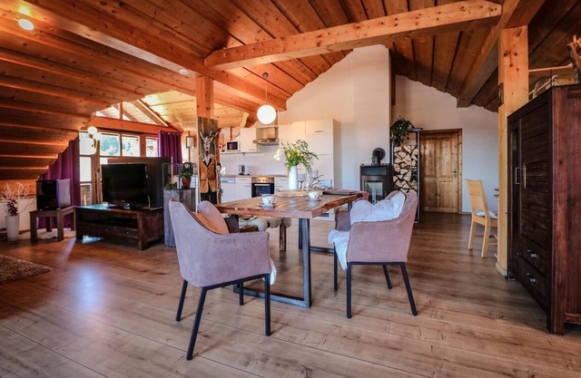 Chalet Suite Refugium - Loftwohnung im 2. Stock mit Panoramafenster