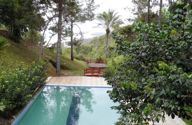 chalets overlooking the sea situated 300 meters from a charming village.