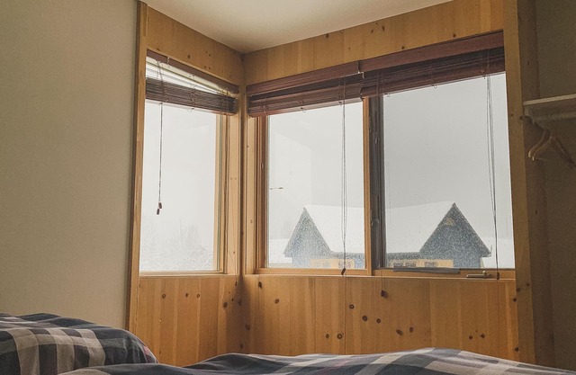 Chaleureux Chalet 2 Étages en Gaspésie Situé au Pied des Pistes