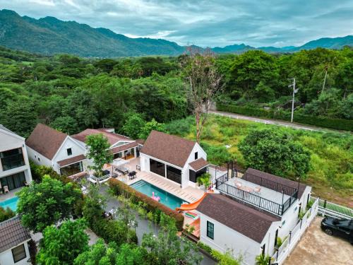 Chamonte Pool Villa Khao Yai