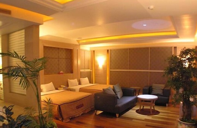 Changsing Business Motel