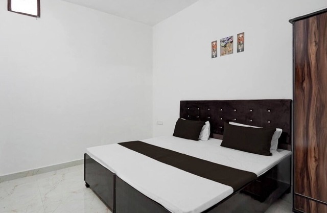 charge quoted for all 7 Rooms which varies on Room taken.Famous GoldenTemple3km