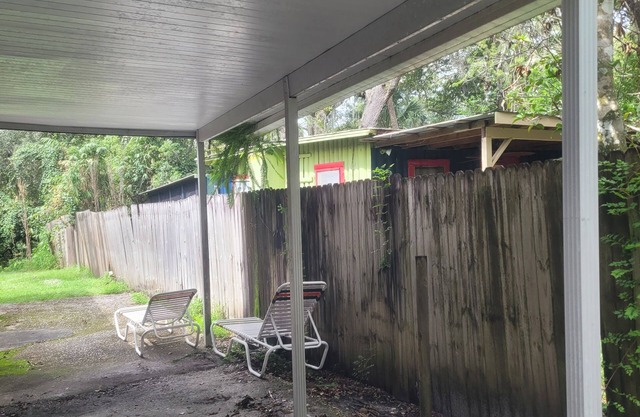 Charming 1-bedroom house with WiFi and AC in fabulous New Port Richey