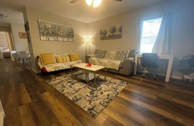 Charming 1-bedroom 2 Queen Bed,1 sofa bed Apartment in Valdosta!