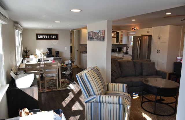 Charming 1-bedroom cottage in fabulous Galena with AC, WiFi Aiken 1083 LLC