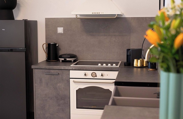 Charming 1-bedroom central apartment with WiFi, AC in relaxing Casa Bini